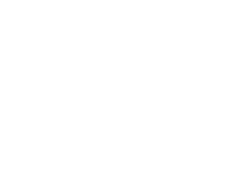 In particolare,gli appartamenti 1 e 2 occupano quelle che erano le stanze di servizio della colonica. Il nr.1 è nella parte centrale della costruzione,molto fresco per la poca esposizione al sole e il nr. 2 è ubicato nella vecchia stalla. 
Al piano superiore,sono ubicati gli appartamenti 3,4 e 5.Il nr. 4 e il nr. 5 sono i più ampi.Il nr.4 
custodisce l'antico focolare della colonica. 
Sul retro della colonica si trova la stanza dei servizi in comune con lavatrice. Di fronte alla costruzione si trovano una vasta aia, un boschetto munito di tutti i confort, per trascorrere,al riparo dalla calura estiva, piacevoli giornate, nonchè una piccola piscina.